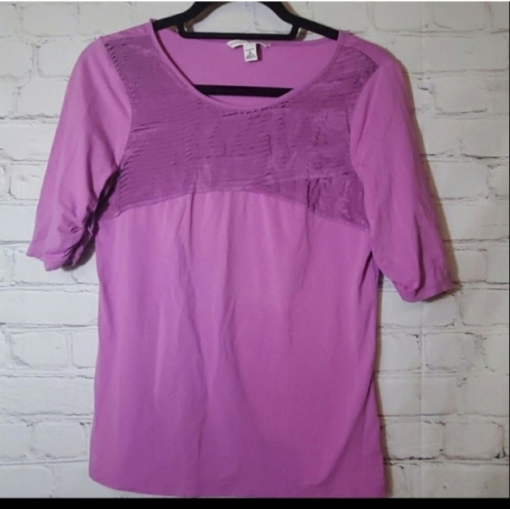 Banana Republic Short Lilac Purple Short Sleeve Pleated Front Tee Size Medium
